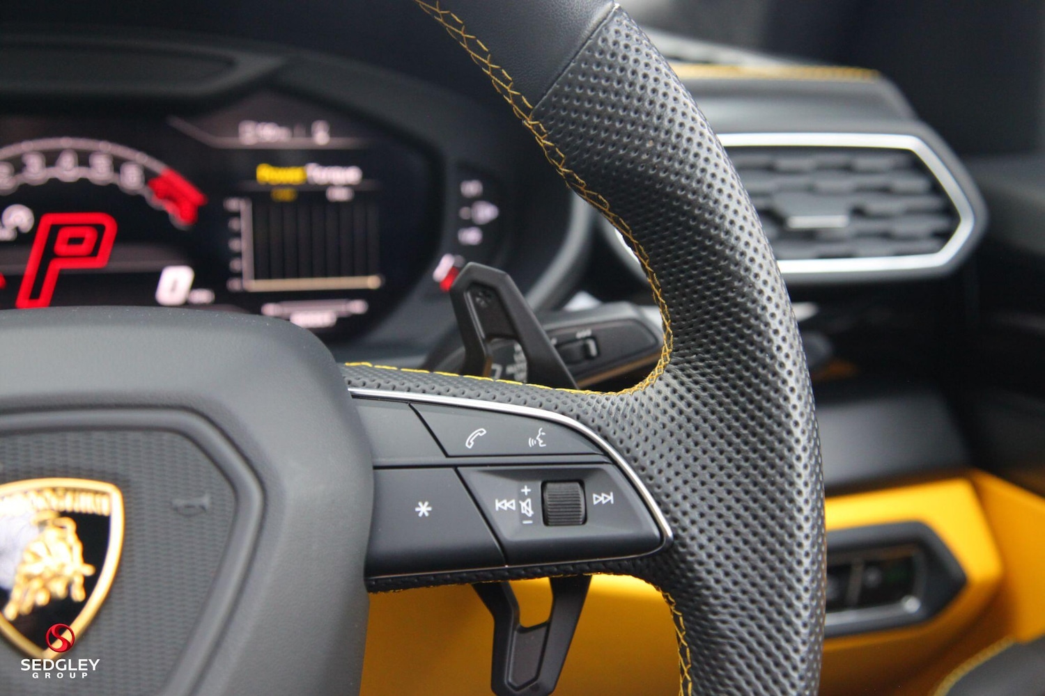 Used Lamborghini Urus 2023 for sale - 77376596: Photo 59