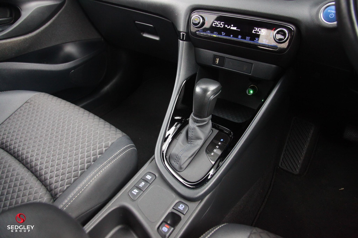 Used Toyota Yaris for sale - 77696654: Photo 24