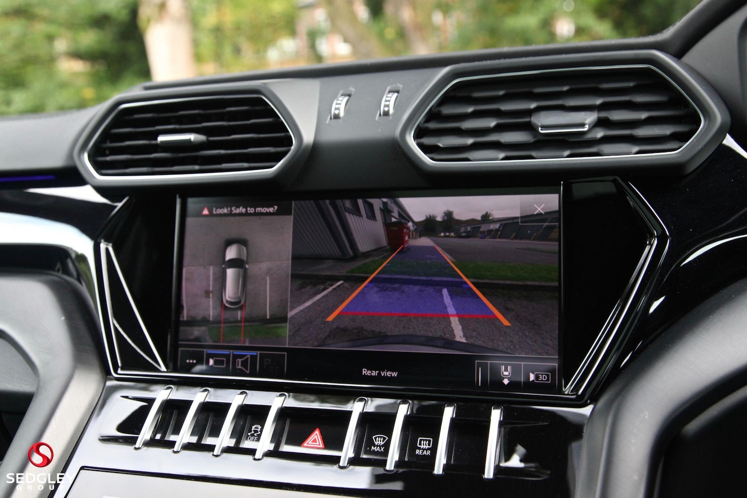 Used Lamborghini Urus 2021 for sale - 76137857: Photo 33