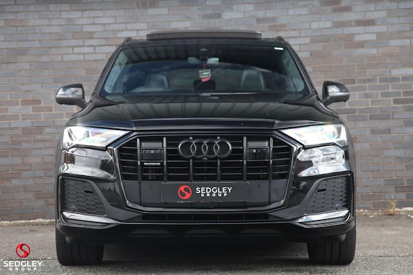 Used Audi Q7 2023 for sale - 75600739: Photo 2