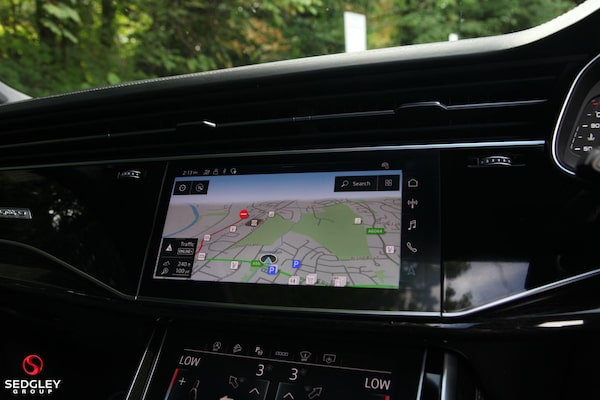 Used Audi Q7 2023 for sale - 75600739: Photo 32