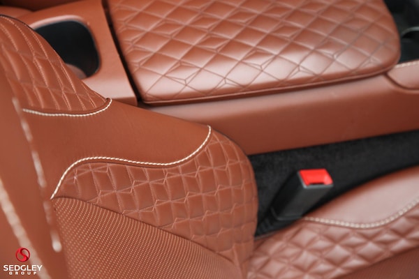 Used Aston Martin Vanquish for sale - 75564409: Photo 31