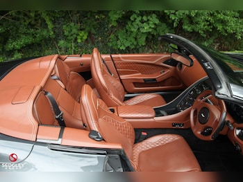 Used Aston Martin Vanquish 2019 for sale - 75564409: Photo