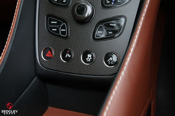 Used Aston Martin Vanquish for sale - 75564409: Photo 41