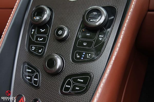 Used Aston Martin Vanquish for sale - 75564409: Photo 44