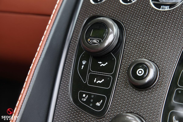 Used Aston Martin Vanquish for sale - 75564409: Photo 48