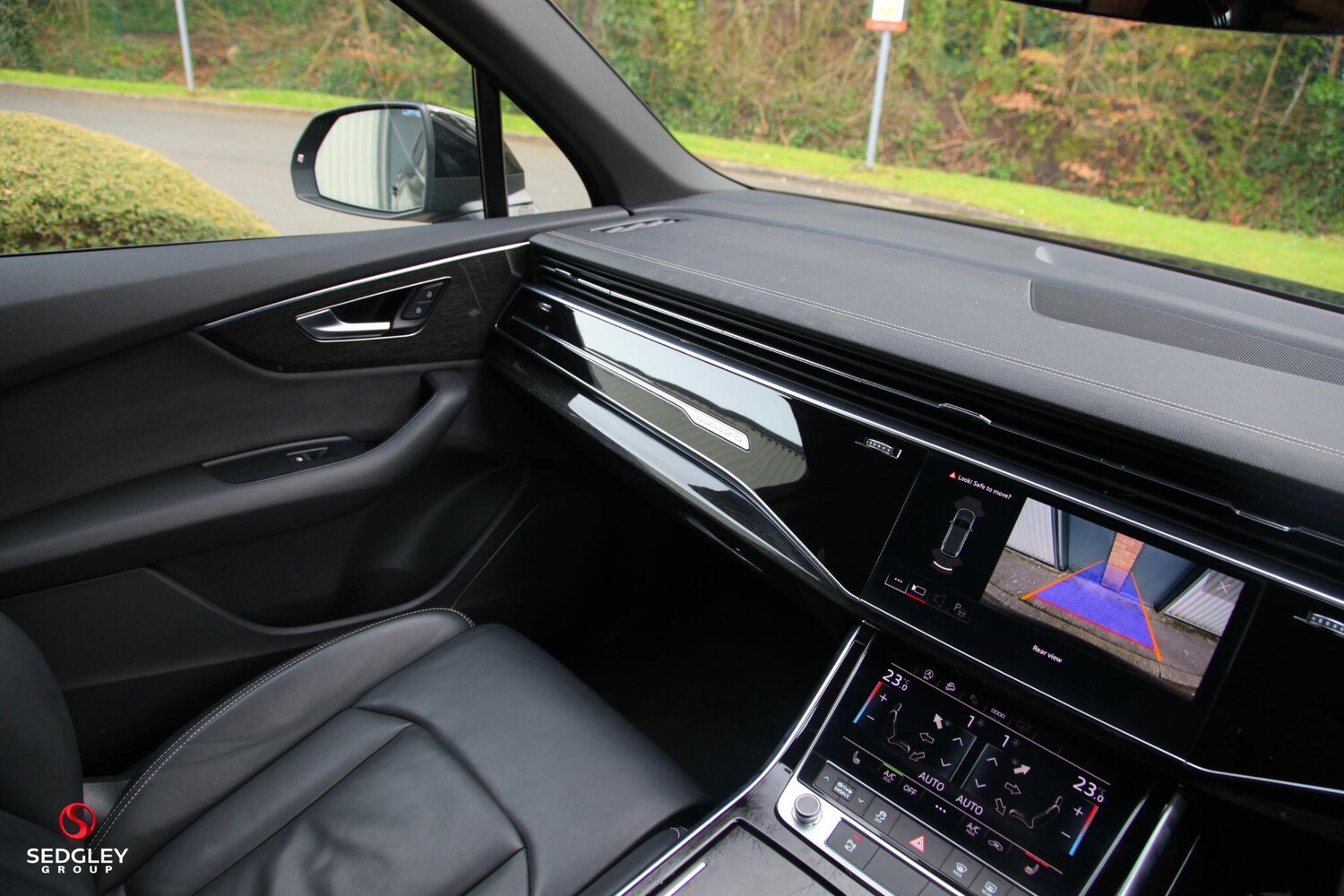 Used Audi Q7 2023 for sale - 77994097: Photo 24