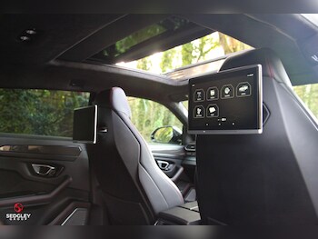 Used Lamborghini Urus 2021 for sale - 77267471: Photo