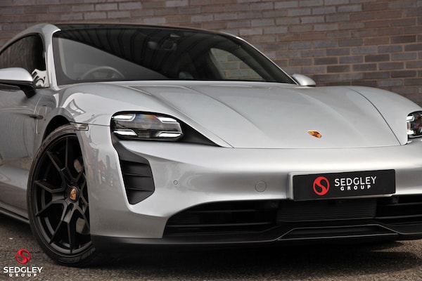Used Porsche Taycan 2022 for sale - 74498347: Photo 11