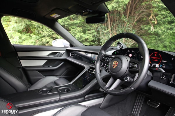 Used Porsche Taycan 2022 for sale - 74498347: Photo 14