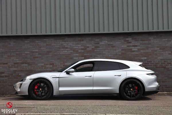 Used Porsche Taycan 2022 for sale - 74498347: Photo 4