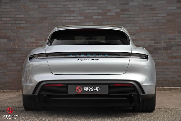 Used Porsche Taycan 2022 for sale - 74498347: Photo 7