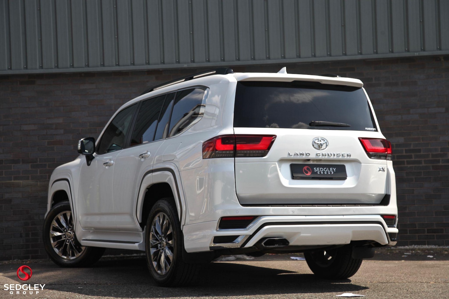 Used Toyota Land Cruiser 2024 for sale - 76388966: Photo 3