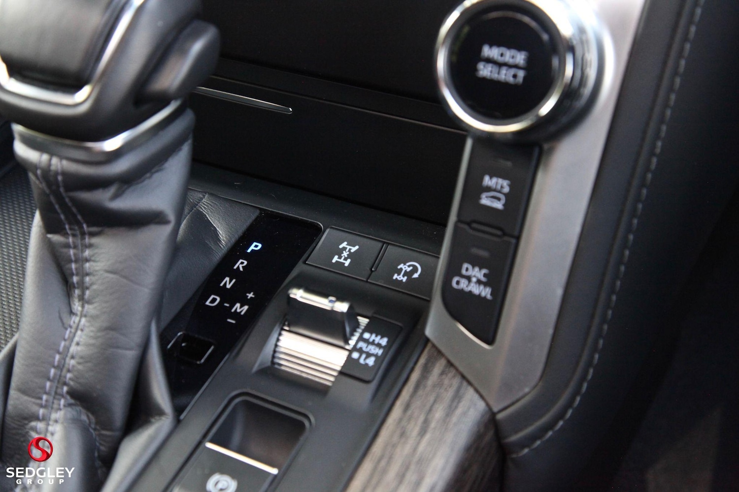 Used Toyota Land Cruiser 2024 for sale - 76388966: Photo 38