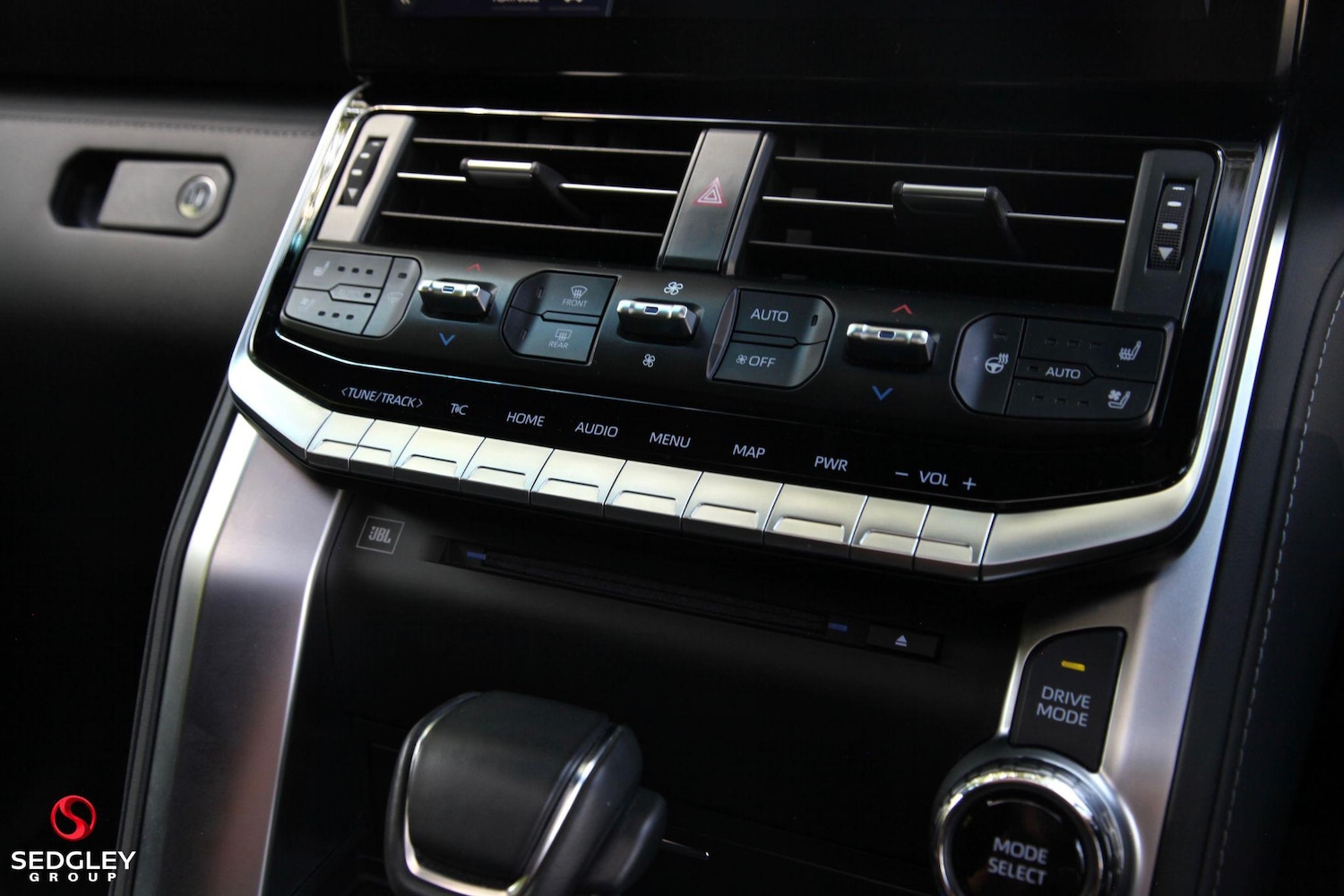 Used Toyota Land Cruiser 2024 for sale - 76388966: Photo 41