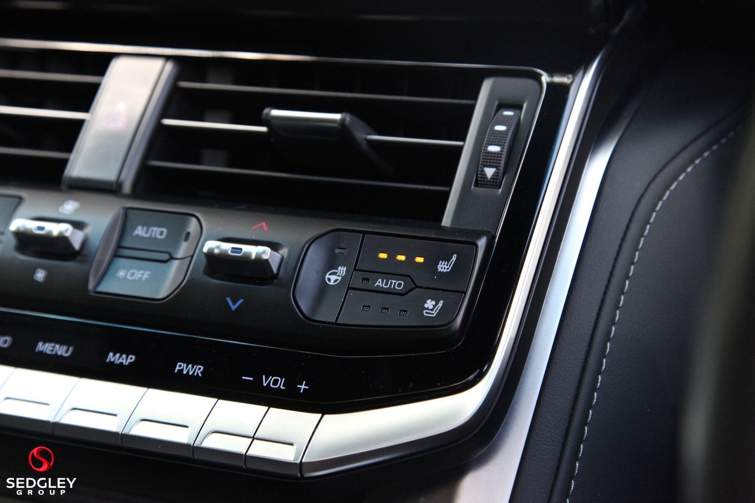 Used Toyota Land Cruiser 2024 for sale - 76388966: Photo 43