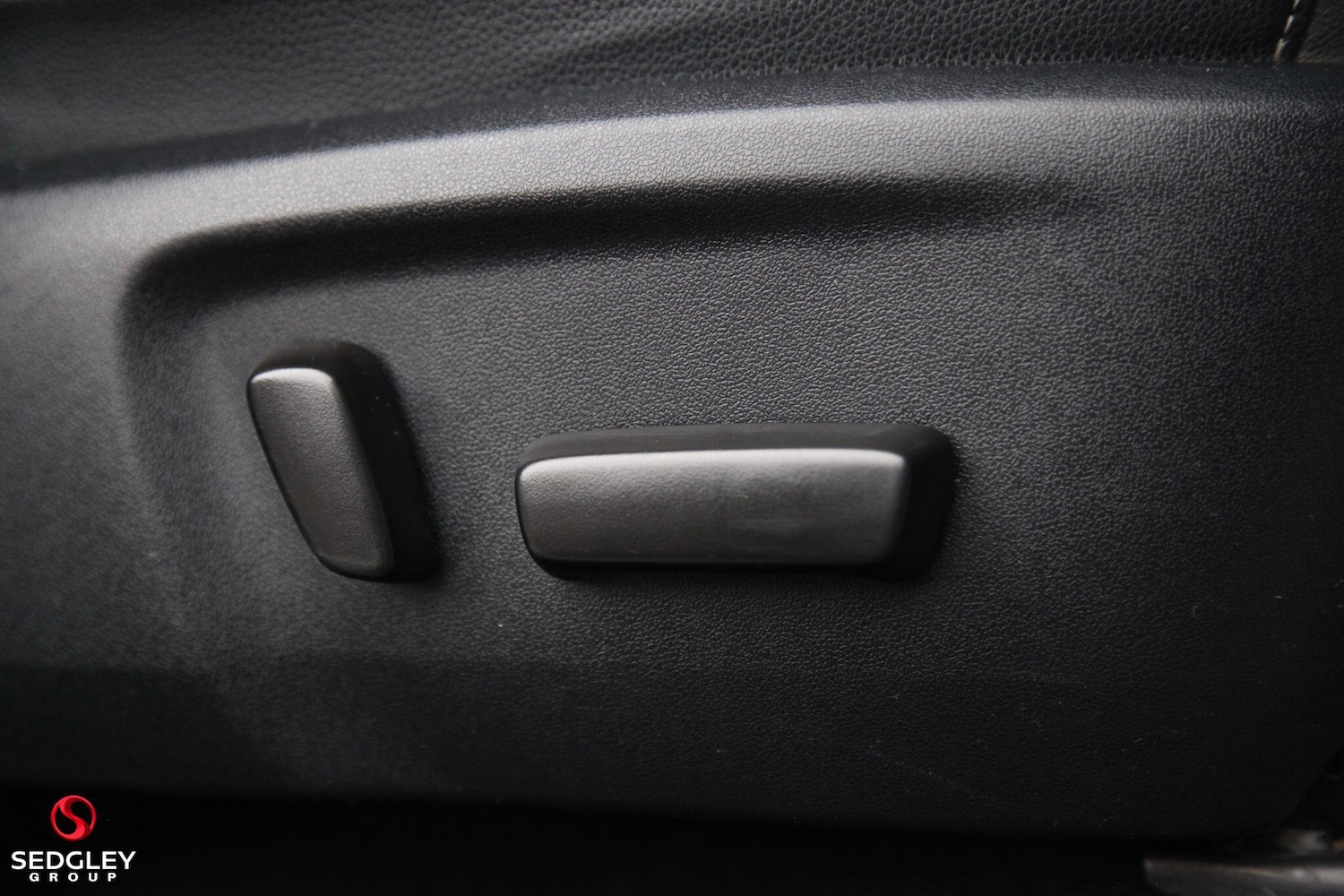 Used Toyota Hilux 2023 for sale - 77131322: Photo 24