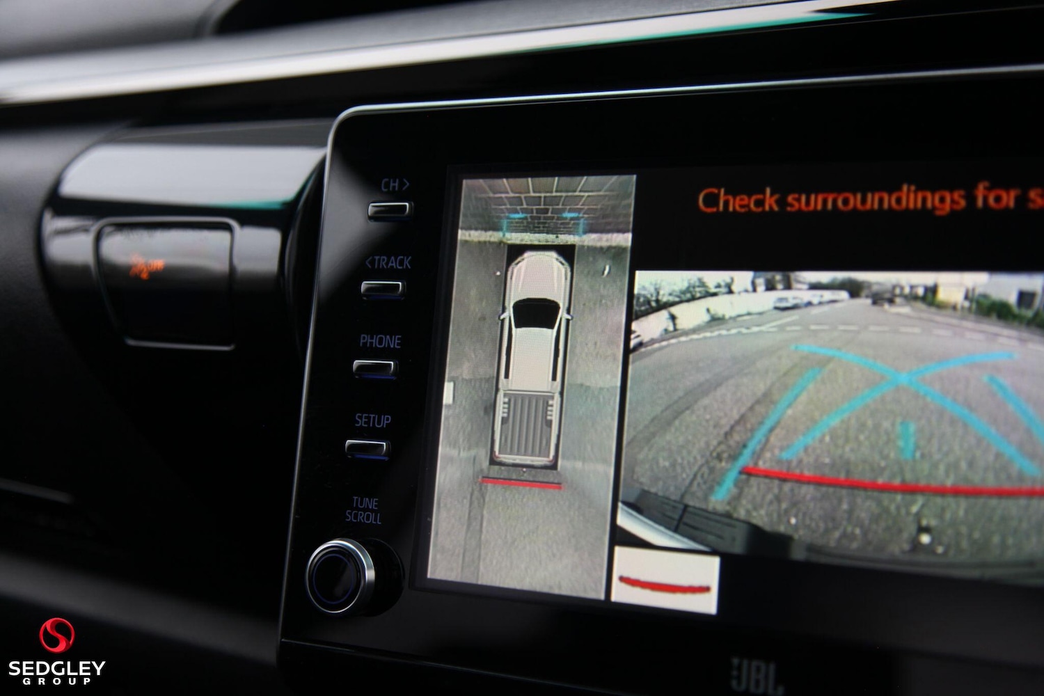 Used Toyota Hilux 2023 for sale - 77131322: Photo 37