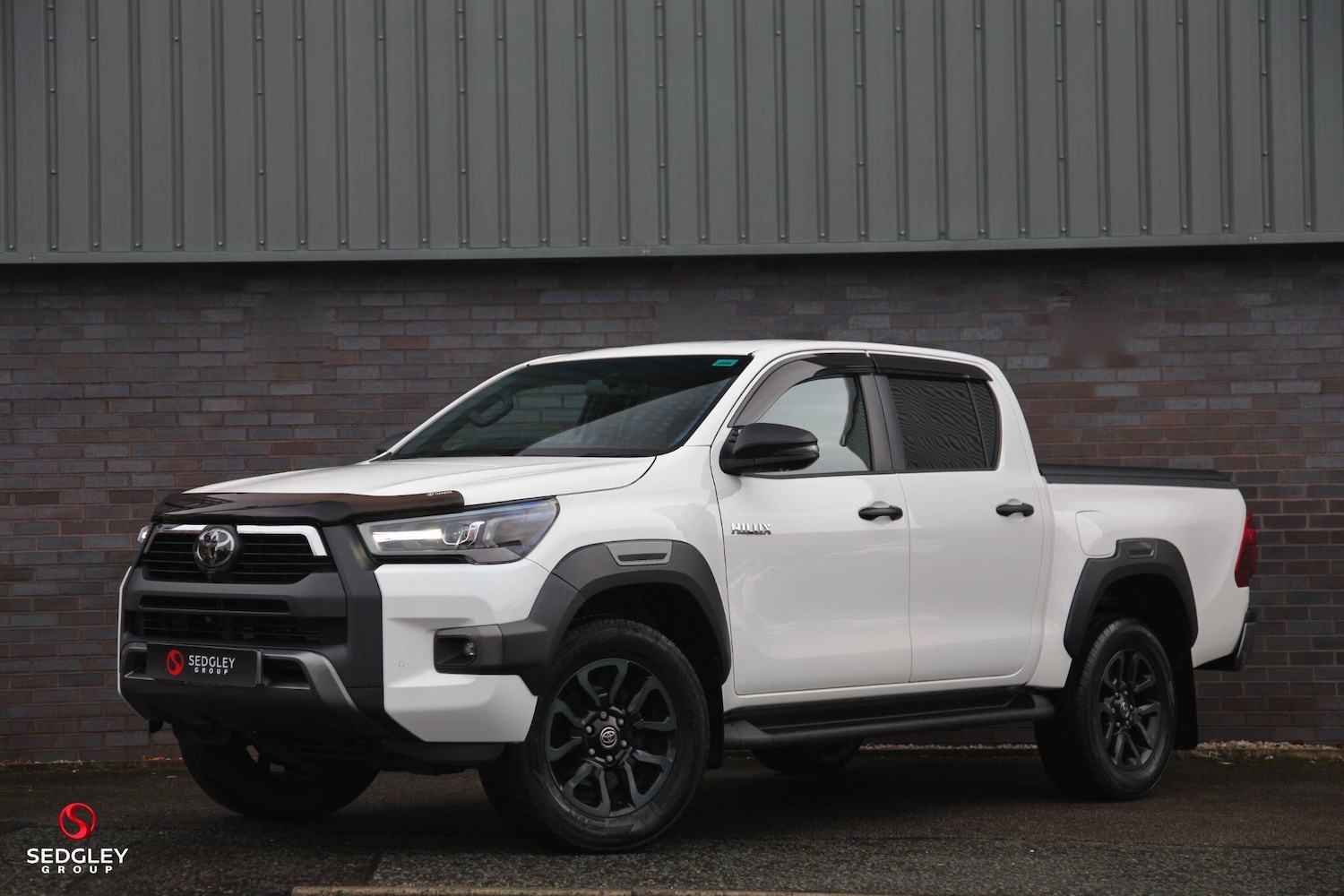 Used Toyota Hilux 2023 for sale - 77131322: Photo 8