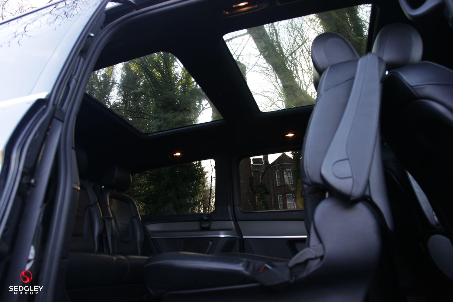 Used Mercedes-Benz V-Class 2017 for sale - 76898695: Photo 17