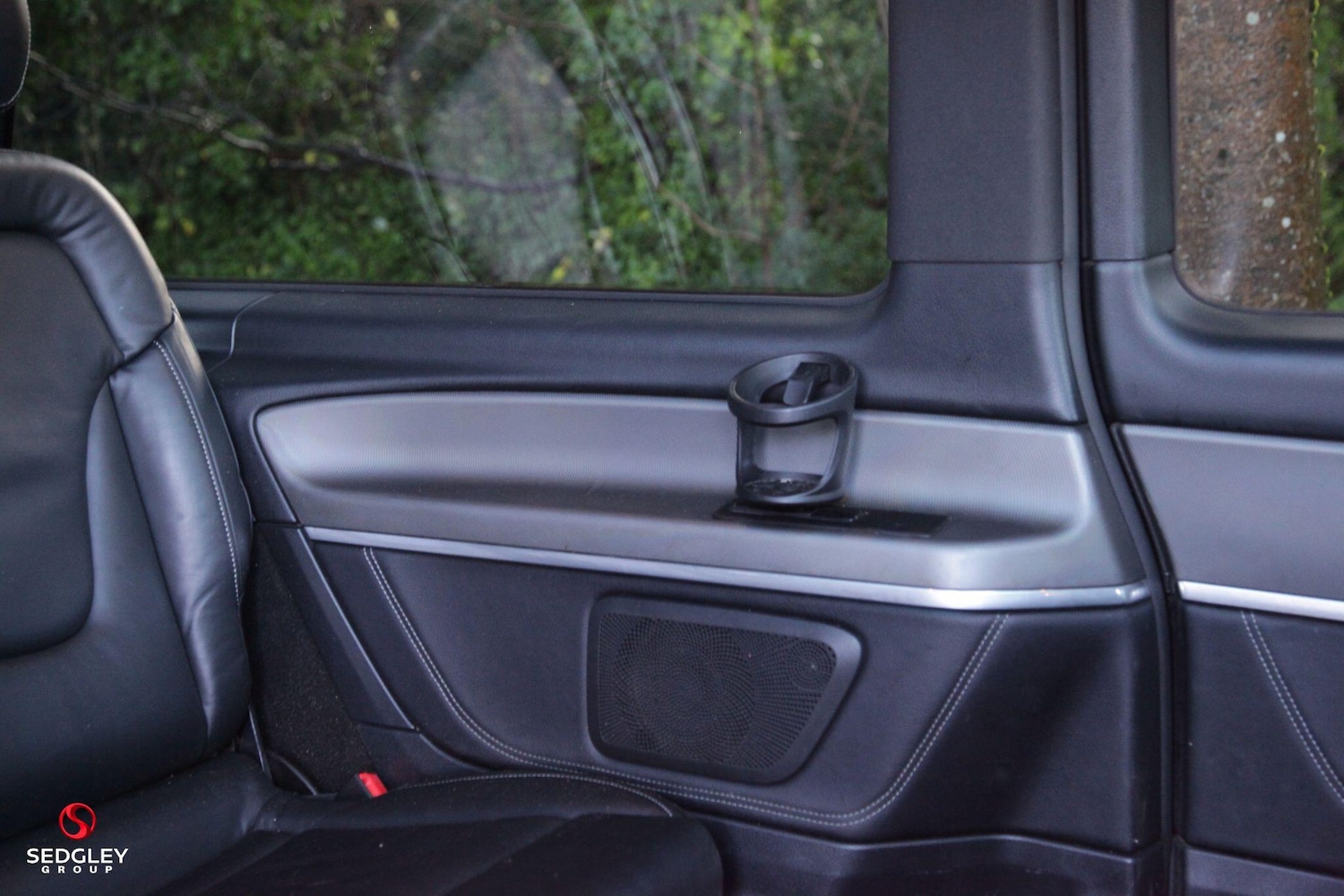 Used Mercedes-Benz V-Class 2017 for sale - 76898695: Photo 19