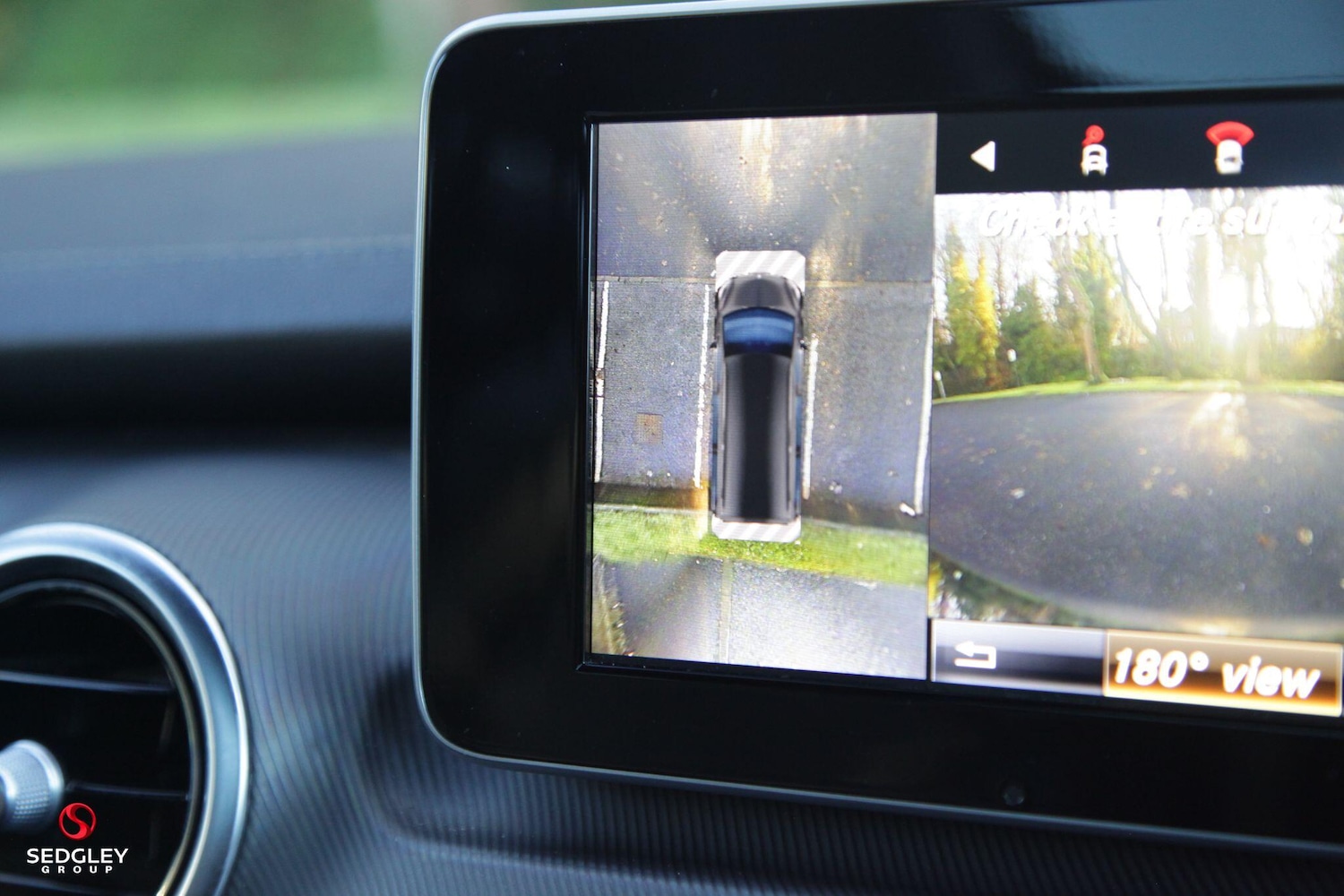 Used Mercedes-Benz V-Class 2017 for sale - 76898695: Photo 32