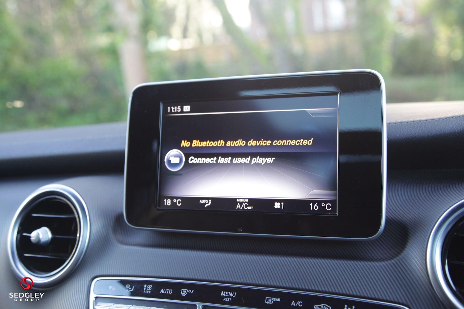 Used Mercedes-Benz V-Class 2017 for sale - 76898695: Photo 33