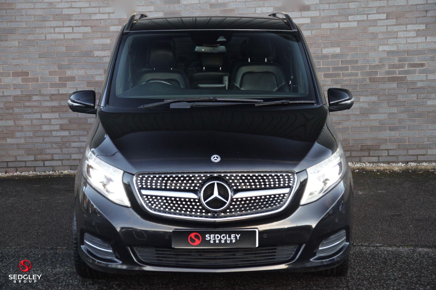 Used Mercedes-Benz V-Class 2017 for sale - 76898695: Photo 4