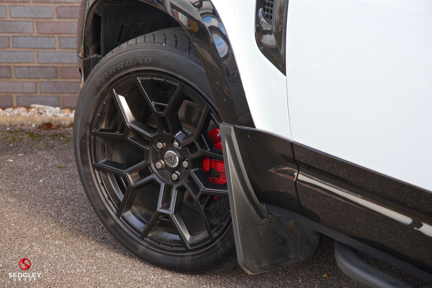 Used Land Rover Defender 2025 for sale - 77854209: Photo 12