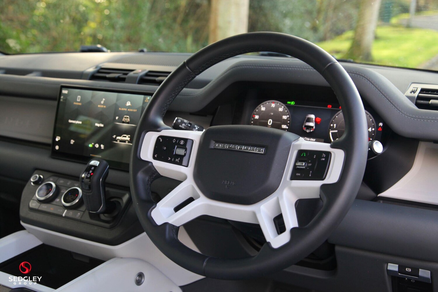 Used Land Rover Defender 2025 for sale - 77854209: Photo 17