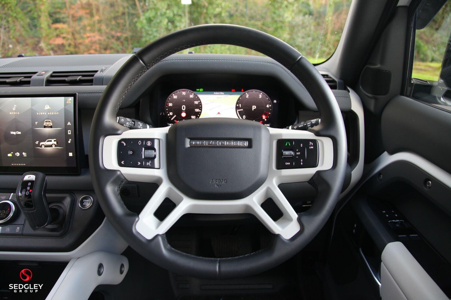 Used Land Rover Defender 2025 for sale - 77854209: Photo 18