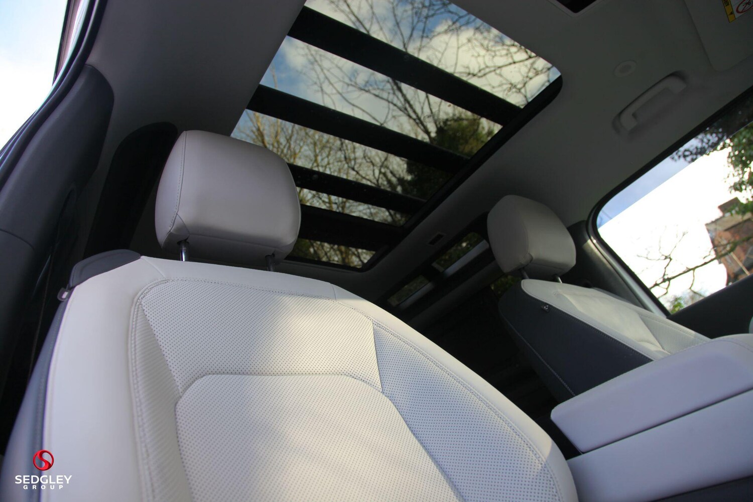 Used Land Rover Defender 2025 for sale - 77854209: Photo 21