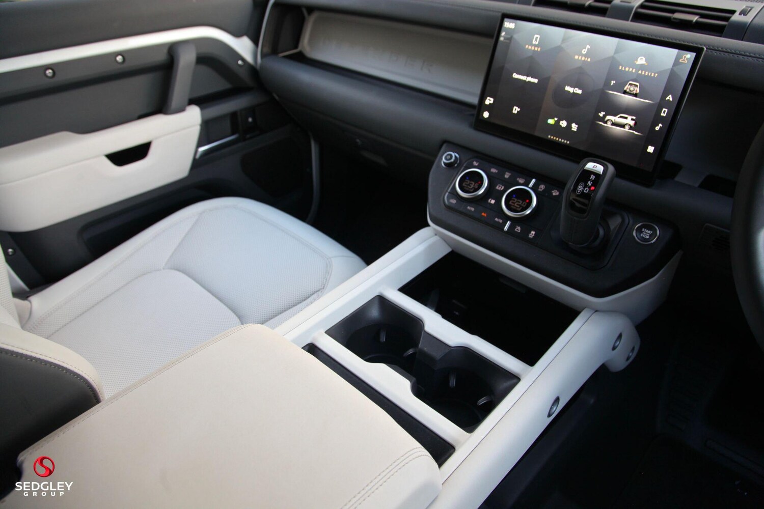 Used Land Rover Defender 2025 for sale - 77854209: Photo 25