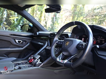 Used Lamborghini Urus 2021 for sale - 75326990: Photo