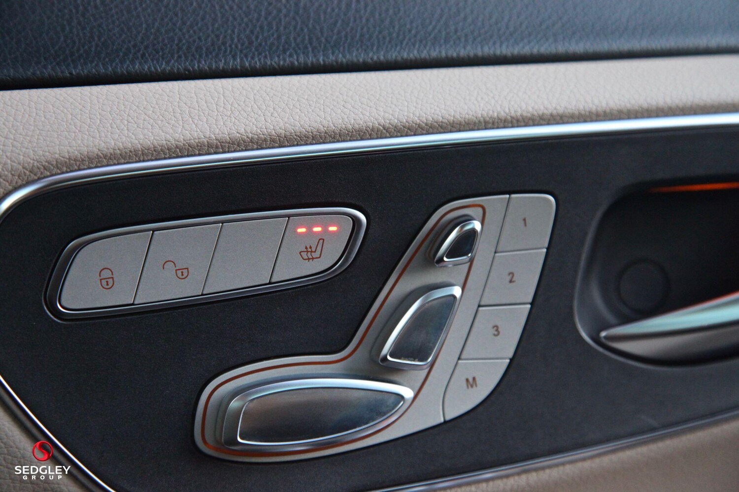 Used Mercedes-Benz V-Class for sale - 77808611: Photo 39