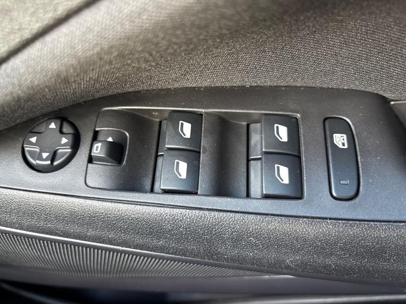 Used Vauxhall Crossland 2022 for sale - 77770547: Photo 17