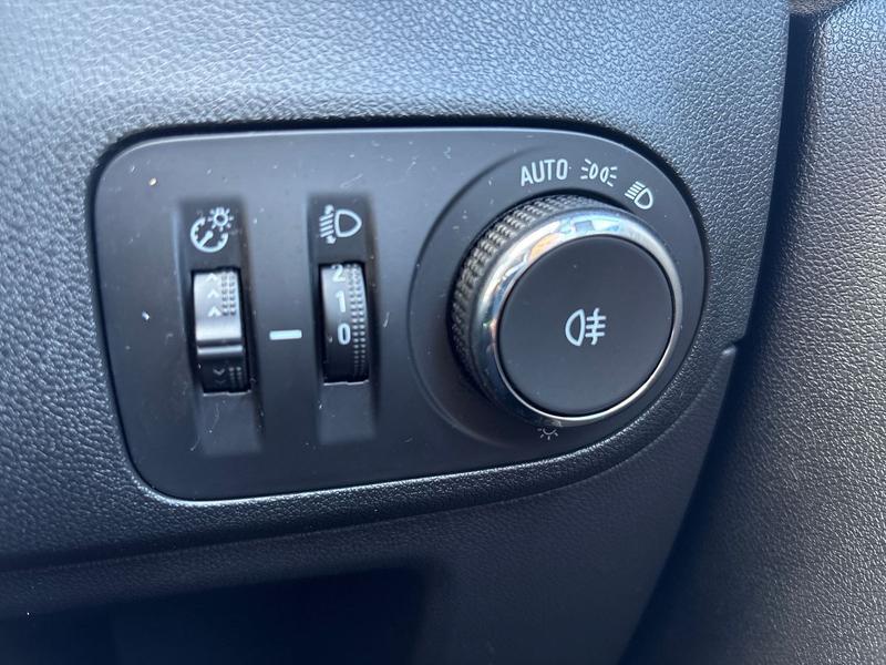 Used Vauxhall Crossland 2022 for sale - 77770547: Photo 28