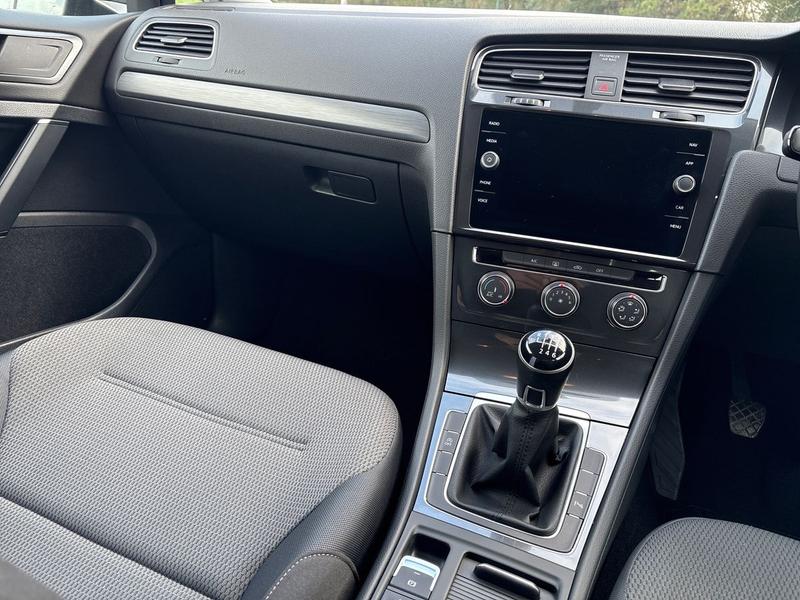 Used Volkswagen Golf 2018 for sale - 77770590: Photo 15