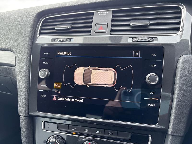 Used Volkswagen Golf 2018 for sale - 77770590: Photo 20