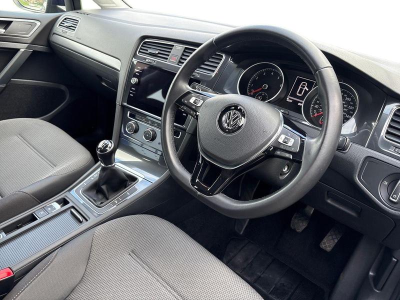Used Volkswagen Golf 2018 for sale - 77770590: Photo 4