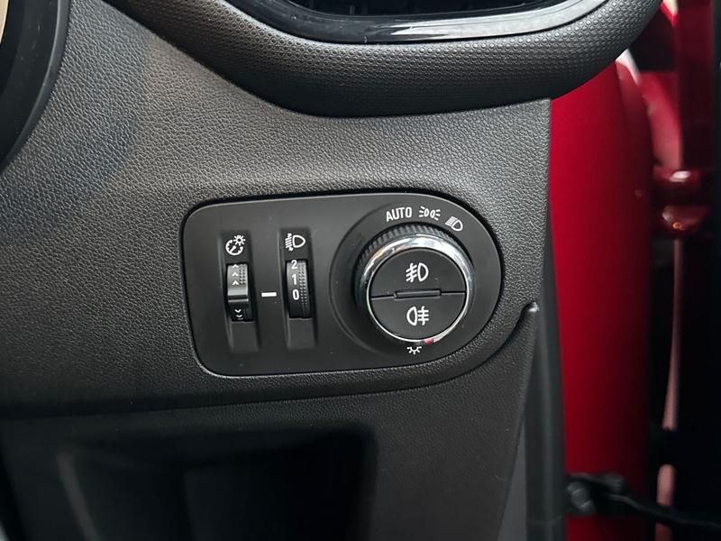 Used Vauxhall Crossland 2024 for sale - 77770504: Photo 33