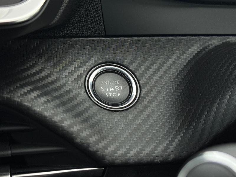 Used Peugeot 2008 2023 for sale - 77770621: Photo 35