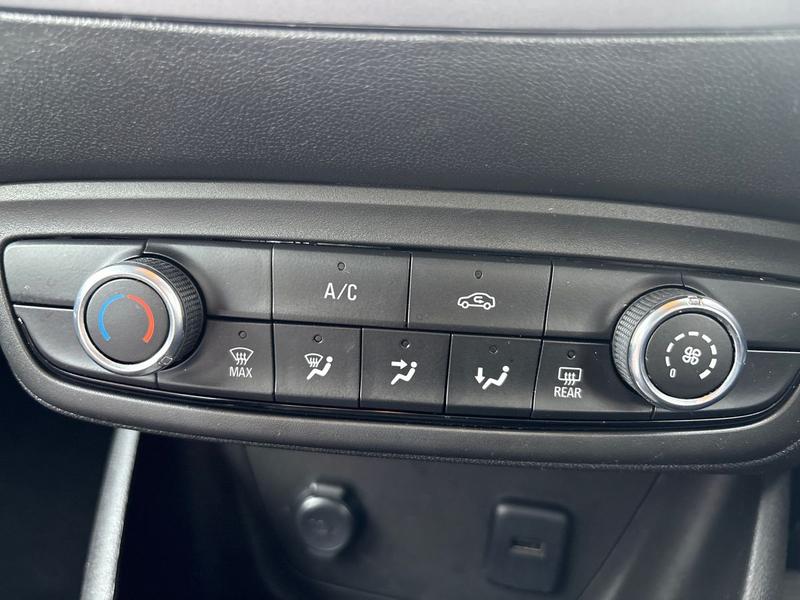 Used Vauxhall Crossland 2022 for sale - 77918599: Photo 16