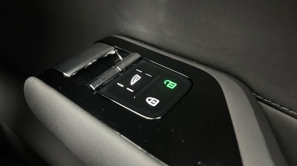 Used Volvo EX90 2025 for sale - 76018257: Photo 23