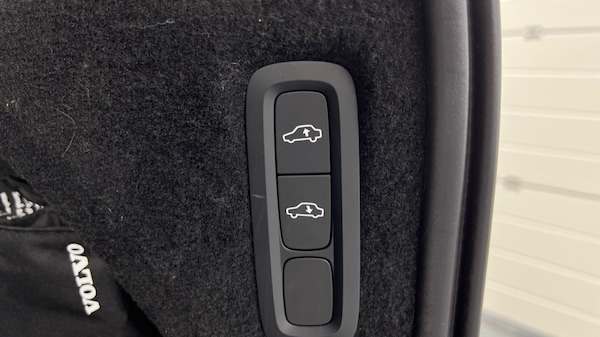 Used Volvo XC90 2020 for sale - 76276687: Photo 37