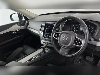 Used Volvo XC90 2020 for sale - 76276687: Photo