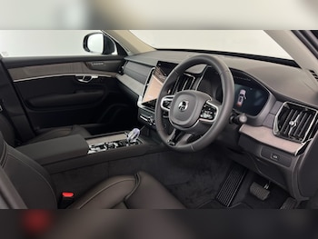 Used Volvo XC90 2025 for sale - 77047569: Photo