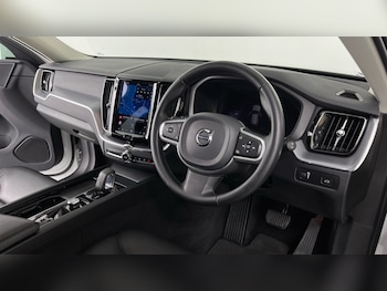 Used Volvo XC60 2022 for sale - 78066994: Photo