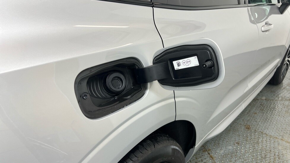 Used Volvo XC60 2025 for sale - 77261608: Photo 15