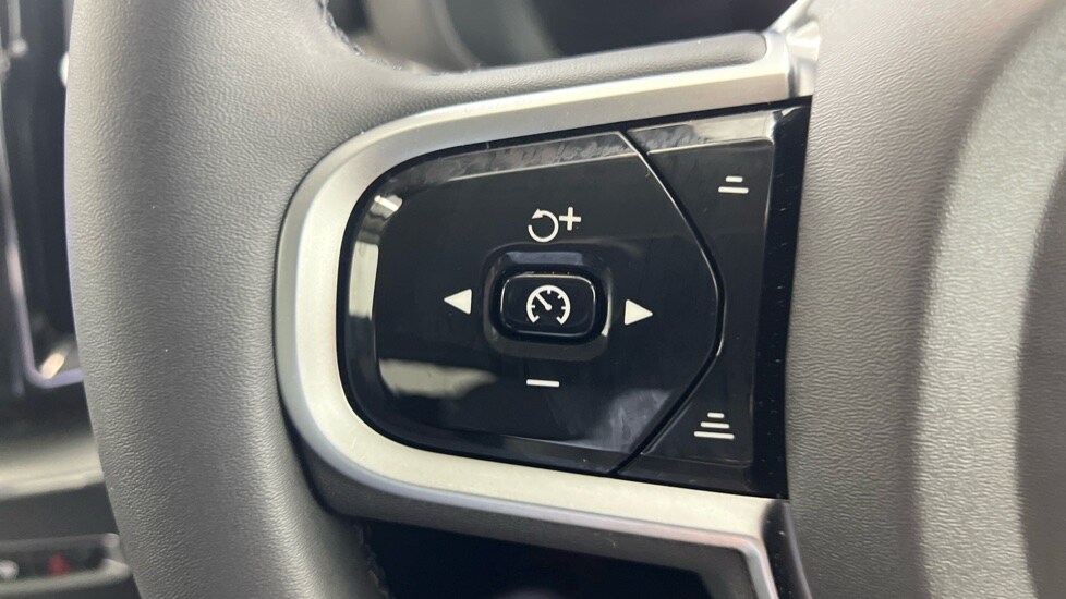 Used Volvo XC60 2025 for sale - 77261608: Photo 20